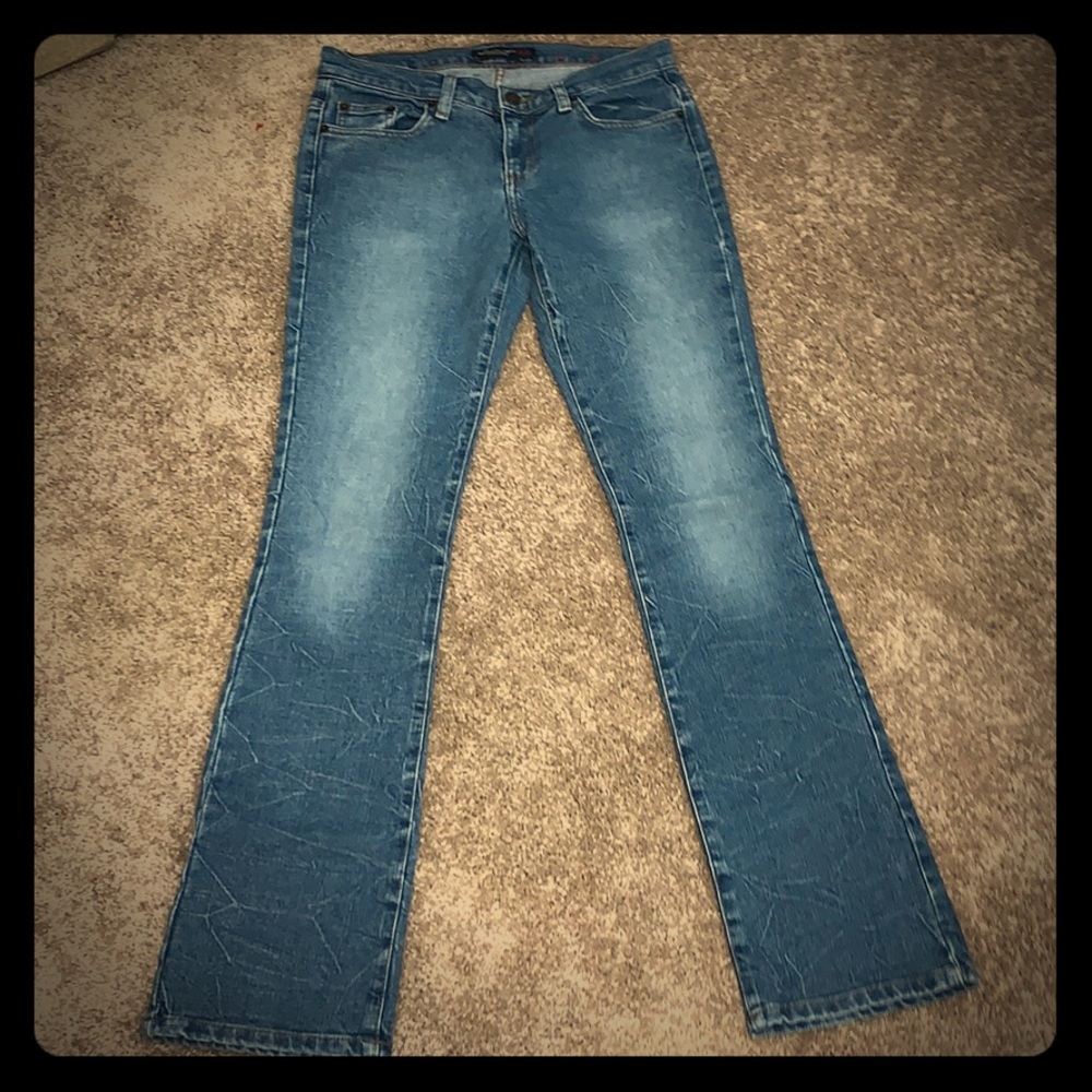 American Eagle Straight Leg Jeans